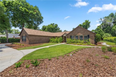 House in Ocala, Florida 4 bedrooms, 335.84 sq.m. № 1199962 - photo 3