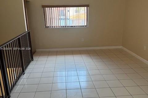 Copropriété à louer à Hialeah, Floride: 2 chambres, 85.93 m2 № 2085062 - photo 5
