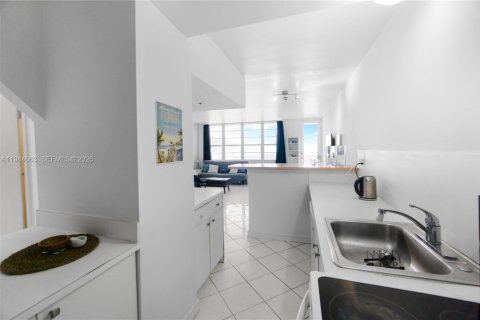 Снять в аренду кондоминиум в Майами-Бич, Флорида 48.31м2, № 2000716 - фото 8