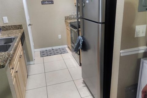 Condo in Orlando, Florida, 2 bedrooms  № 1821352 - photo 15