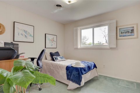 Casa en venta en Miami, Florida, 3 dormitorios, 185.06 m2 № 2003763 - foto 13