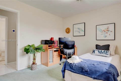 Casa en venta en Miami, Florida, 3 dormitorios, 185.06 m2 № 2003763 - foto 14