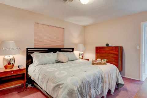 Casa en venta en Miami, Florida, 3 dormitorios, 185.06 m2 № 2003763 - foto 17