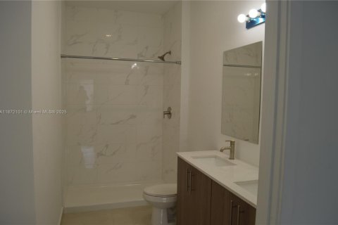 Casa en venta en Florida City, Florida, 5 dormitorios, 176.7 m2 № 1981991 - foto 24