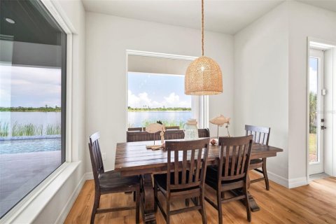 House in Ruskin, Florida 3 bedrooms, 246.93 sq.m. № 1876662 - photo 24