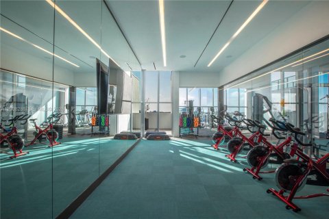 Condo in Miami, Florida, 1 bedroom № 2089989 - photo 13
