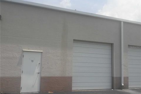 Propiedad comercial en venta en Bradenton, Florida, 139.35 m2 № 1765286 - foto 10