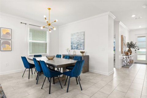 House in Davenport, Florida 5 bedrooms, 280.1 sq.m. № 1648019 - photo 5