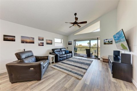 Condo in Ellenton, Florida, 2 bedrooms  № 1576163 - photo 8
