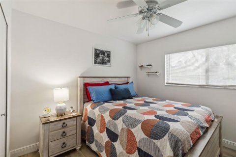 Condo in Orlando, Florida, 2 bedrooms  № 1787587 - photo 20