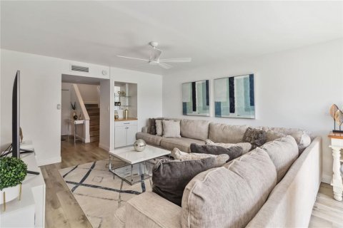 Condo in Orlando, Florida, 2 bedrooms  № 1787587 - photo 7