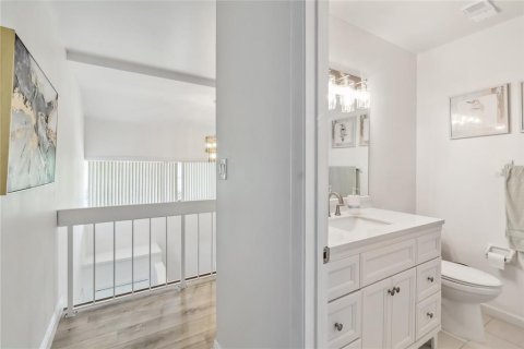 Condo in Orlando, Florida, 2 bedrooms  № 1787587 - photo 21