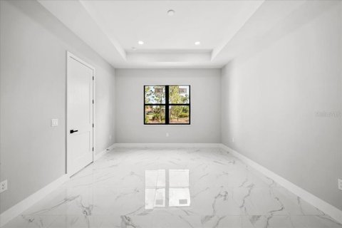 House in Lehigh Acres, Florida 4 bedrooms, 171.13 sq.m. № 1870956 - photo 29