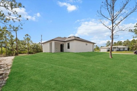 House in Lehigh Acres, Florida 4 bedrooms, 171.13 sq.m. № 1870956 - photo 10