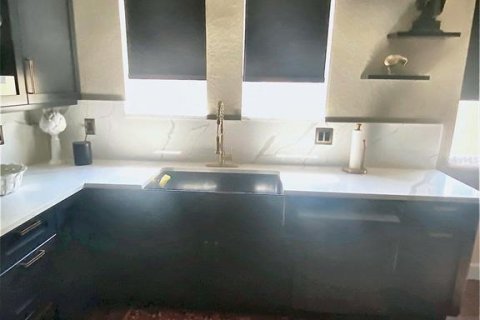 Touwnhouse à vendre à Tampa, Floride: 3 chambres, 175.03 m2 № 2097038 - photo 6