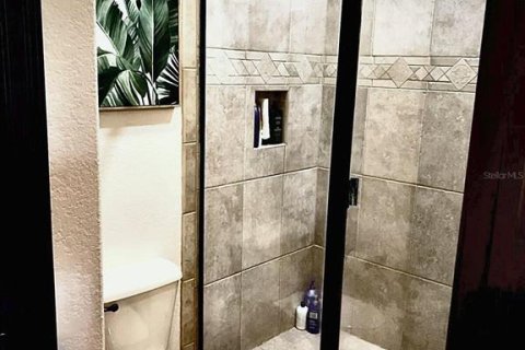 Touwnhouse à vendre à Tampa, Floride: 3 chambres, 175.03 m2 № 2097038 - photo 15