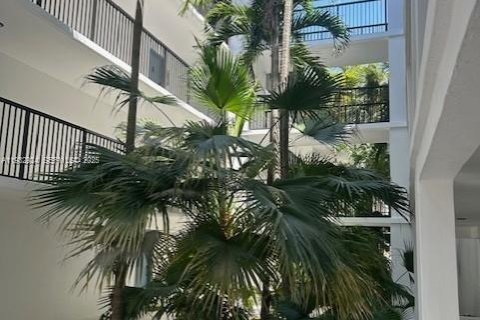 Снять в аренду квартиру в Ки-Бискейн, Флорида 1 спальня, 90.3м2, № 1991703 - фото 30