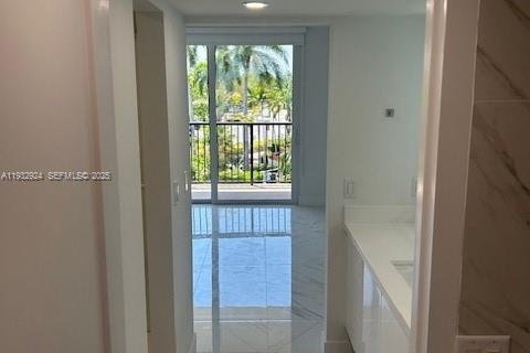 Снять в аренду квартиру в Ки-Бискейн, Флорида 1 спальня, 90.3м2, № 1991703 - фото 21