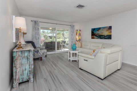 House in Nokomis, Florida 2 bedrooms, 150.87 sq.m. № 1509929 - photo 7