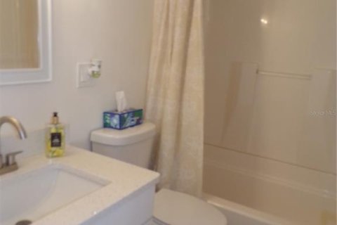 House in Port Charlotte, Florida 3 bedrooms, 134.62 sq.m. № 1674009 - photo 22