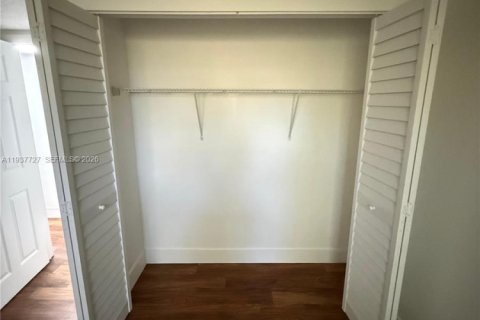 Condominio en alquiler en Lauderhill, Florida, 3 dormitorios, 120.59 m2 № 2025976 - foto 11