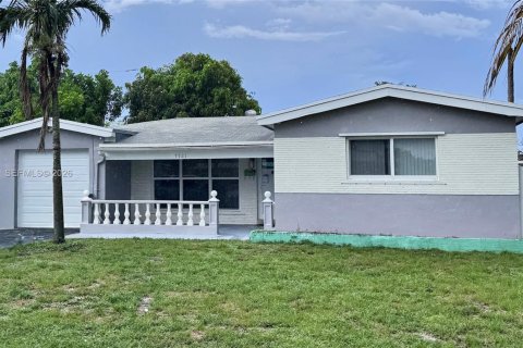 Villa ou maison à Miramar, Floride 3 chambres, 161.19 m2 № 2244037