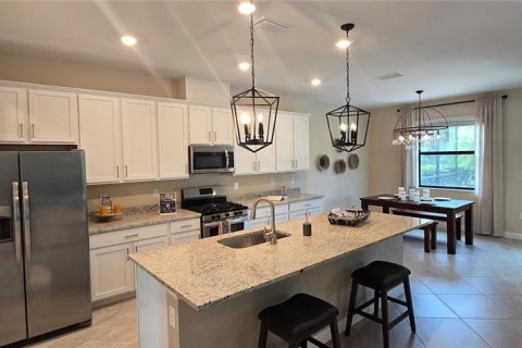 Villa ou maison à vendre à Bradenton, Floride: 5 chambres, 321.63 m2 № 1902061 - photo 10