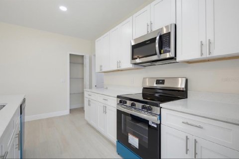 Villa ou maison à vendre à DeLand, Floride: 3 chambres, 129.97 m2 № 2218383 - photo 14