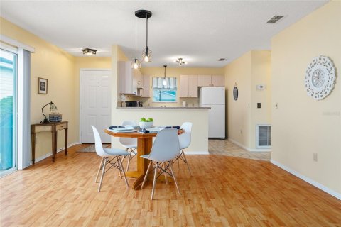 Casa en venta en The Villages, Florida, 1 dormitorio, 89.28 m2 № 1846820 - foto 12