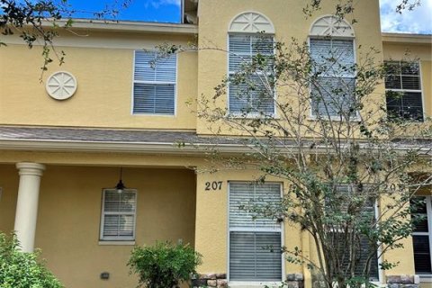 Townhouse in Valrico, Florida 2 bedrooms, 144.93 sq.m. № 1899483 - photo 17