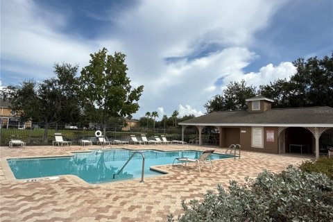 Townhouse in Valrico, Florida 2 bedrooms, 144.93 sq.m. № 1899483 - photo 20