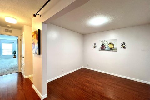 Townhouse in Valrico, Florida 2 bedrooms, 144.93 sq.m. № 1899483 - photo 13