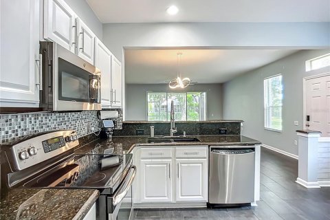 Townhouse in Riverview, Florida 3 bedrooms, 166.3 sq.m. № 1879776 - photo 8