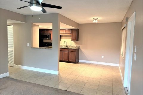 Condo in Orlando, Florida, 2 bedrooms № 2102363 - photo 7
