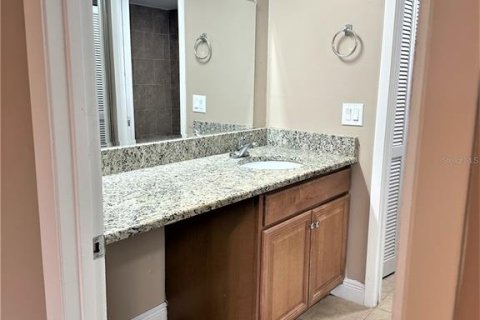 Condo in Orlando, Florida, 2 bedrooms № 2102363 - photo 22