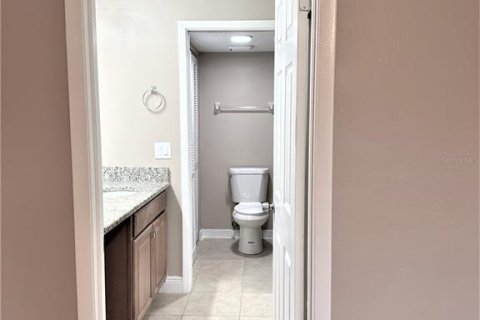 Condo in Orlando, Florida, 2 bedrooms № 2102363 - photo 21