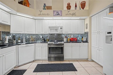 Villa ou maison à vendre à New Port Richey, Floride: 2 chambres, 149.2 m2 № 2339009 - photo 9