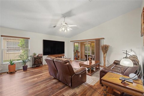 Villa ou maison à vendre à New Port Richey, Floride: 2 chambres, 149.2 m2 № 2339009 - photo 7