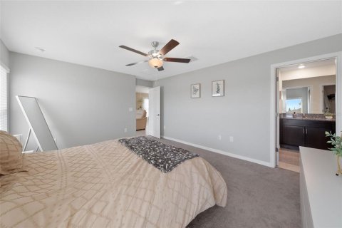 House in Wimauma, Florida 4 bedrooms, 168.8 sq.m. № 1815881 - photo 18