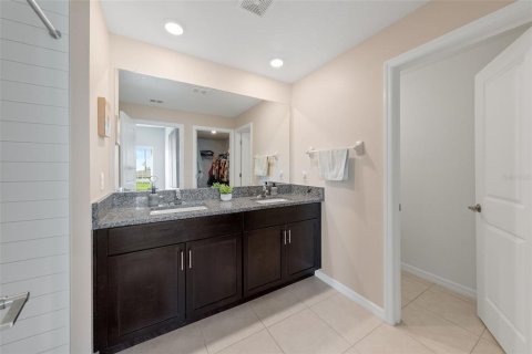 House in Wimauma, Florida 4 bedrooms, 168.8 sq.m. № 1815881 - photo 19