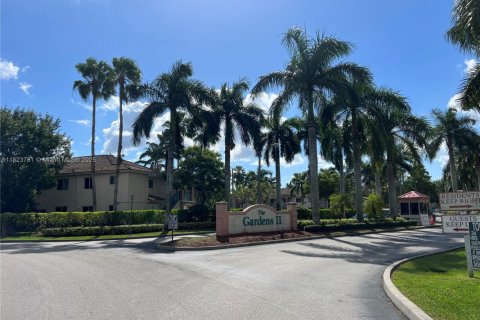 Кондоминиум с 3 спальнями в Хомстед, Флорида № 2054490