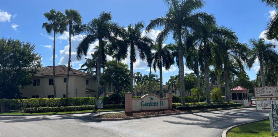 Кондоминиум с 3 спальнями в Хомстед, Флорида № 2054490