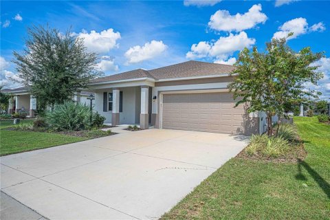 House in Ocala, Florida 2 bedrooms, 162.3 sq.m. № 2367071