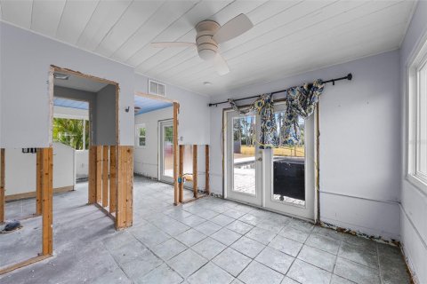 House in Saint Petersburg, Florida 2 bedrooms, 108.7 sq.m. № 1902525 - photo 13