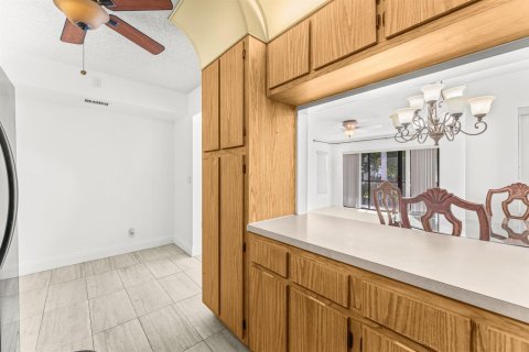 Купить кондоминиум в Уэст-Палм-Бич, Флорида 4 комнаты, 102.75м2, № 2146416 - фото 19