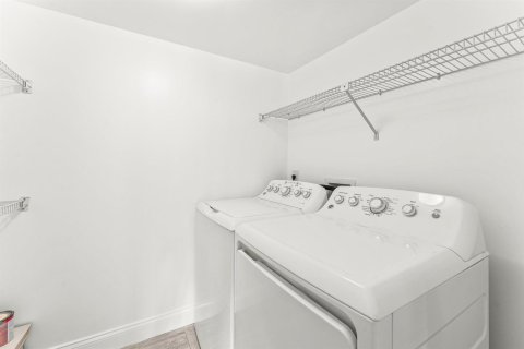 Купить кондоминиум в Уэст-Палм-Бич, Флорида 4 комнаты, 102.75м2, № 2146416 - фото 20