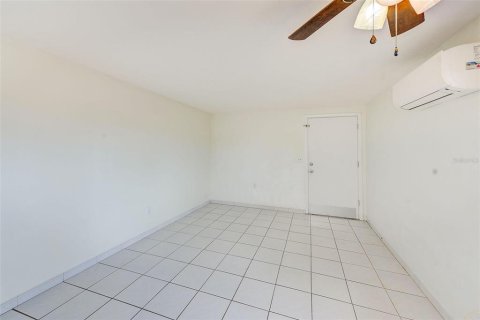 Casa en venta en Dunedin, Florida, 1 dormitorio, 43.76 m2 № 1542216 - foto 5