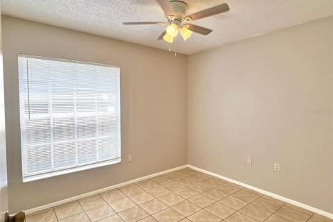 Casa en alquiler en Brandon, Florida, 3 dormitorios, 172.61 m2 № 1833254 - foto 11