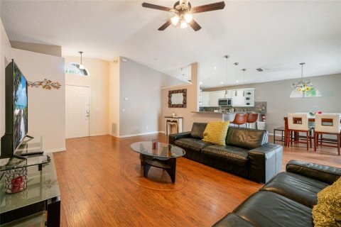Casa en venta en Kissimmee, Florida, 3 dormitorios, 132.85 m2 № 1778054 - foto 8