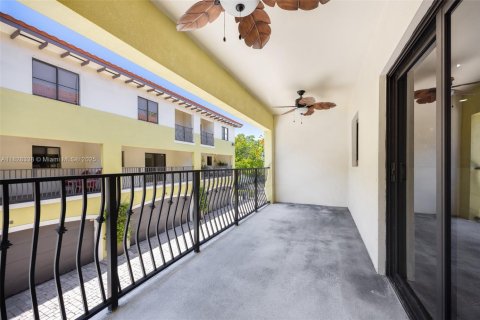Touwnhouse à vendre à Miami, Floride: 3 chambres, 132.39 m2 № 1801044 - photo 19